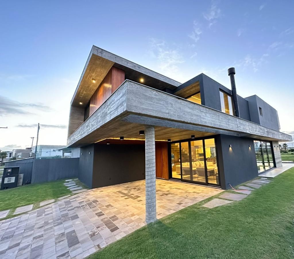 Casa em Condomínio 6 dormitórios para venda, Noiva do Mar em Xangri-lá | Ref.: 12