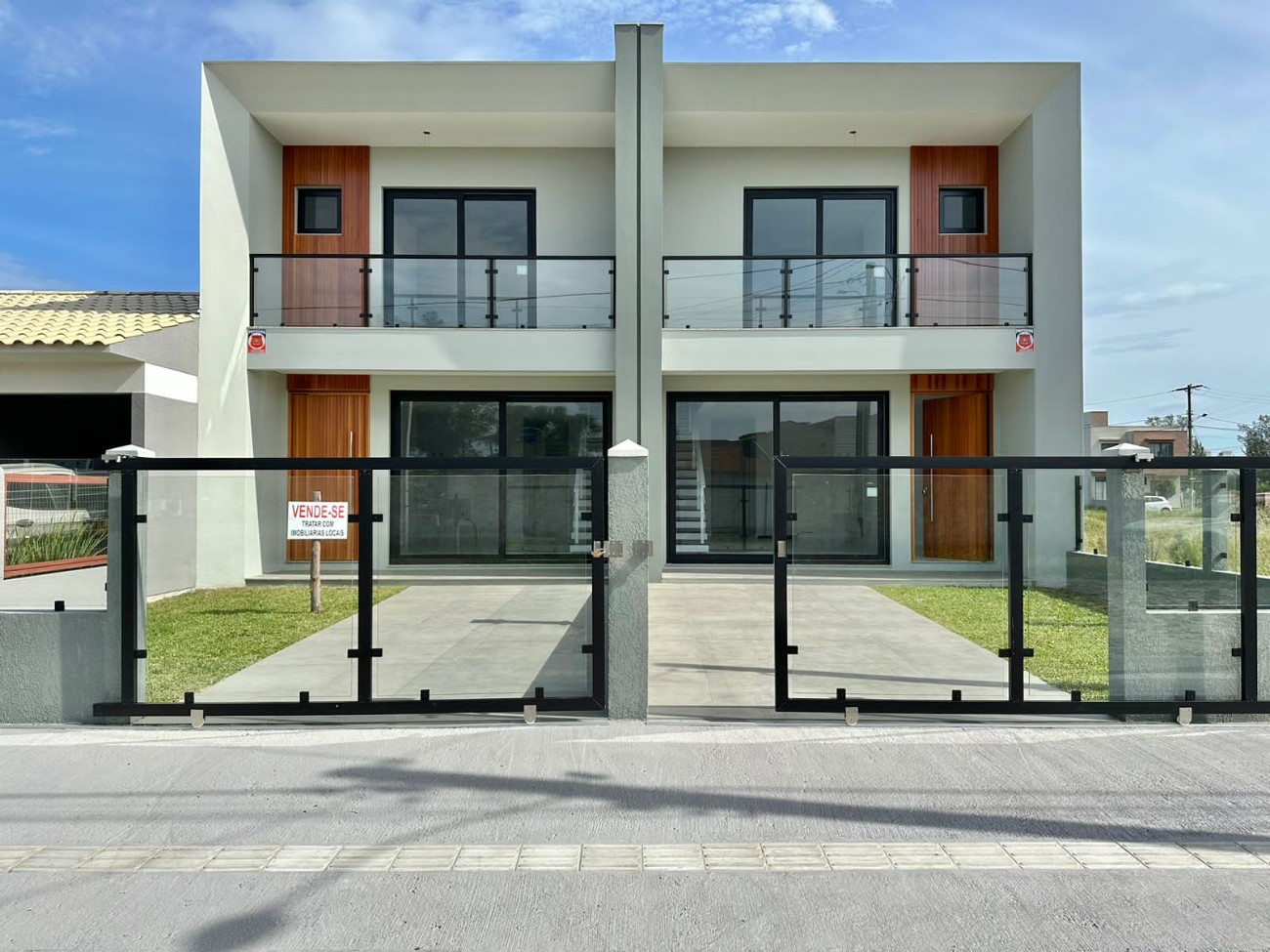 Casa 3 dormitórios para venda, Guarani em Capão da Canoa | Ref.: 234