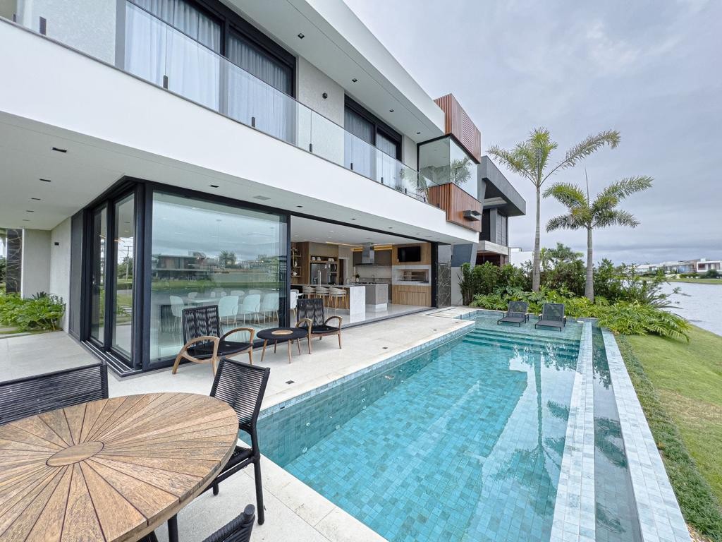 Casa em Condomínio 5 dormitórios para venda, Centro em Capão da Canoa | Ref.: 248