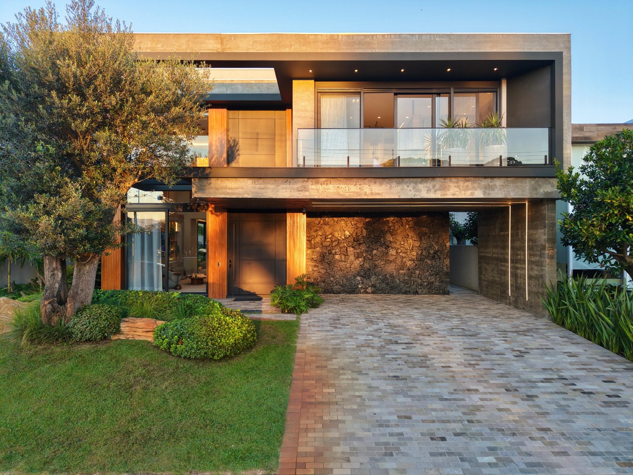 Casa em Condomínio 5 dormitórios para venda, Morada do Sol em Capão da Canoa | Ref.: 411
